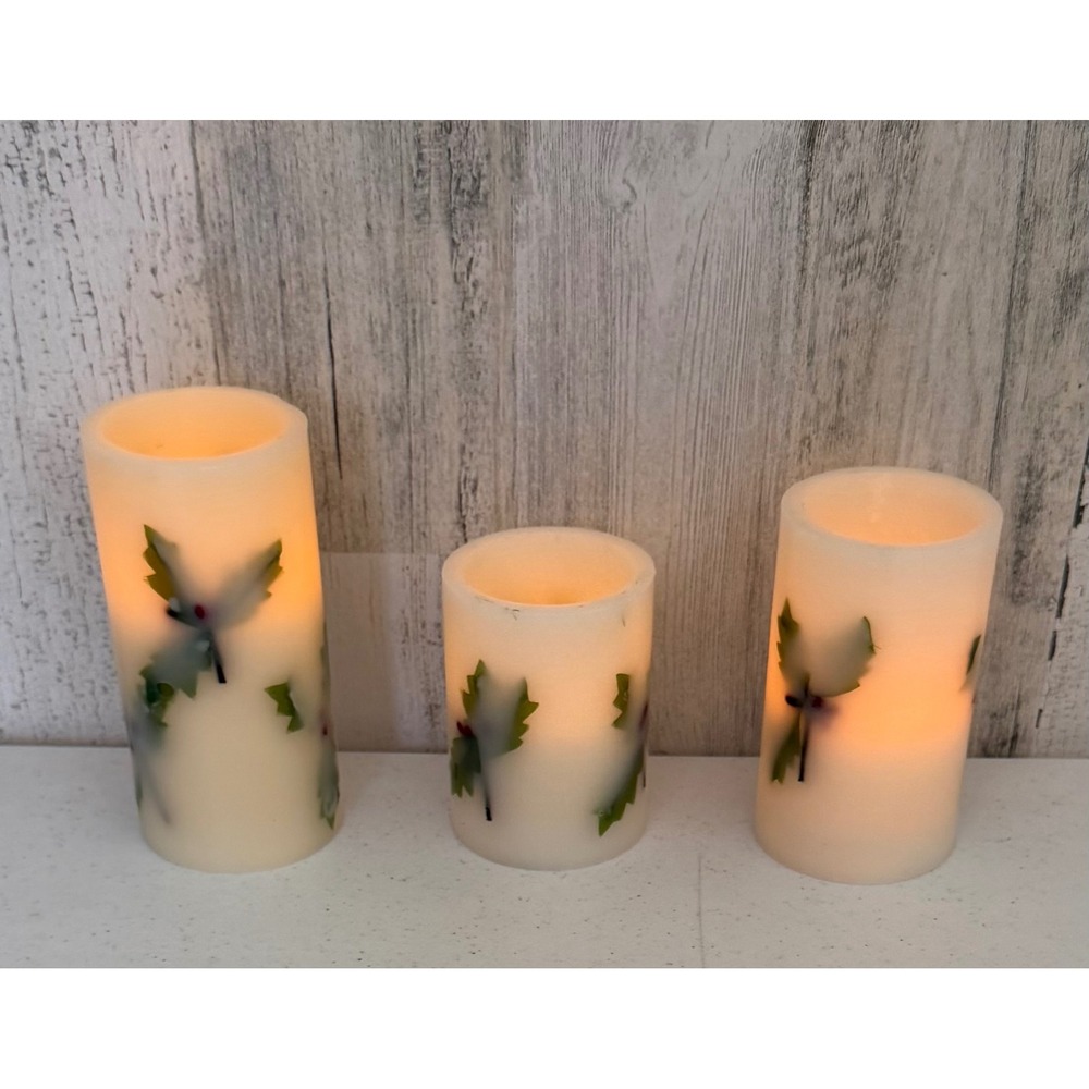 Pfaltzgraff Winterberry LED Pillar Candles Set of 3 Cream Holly Berry Flickers